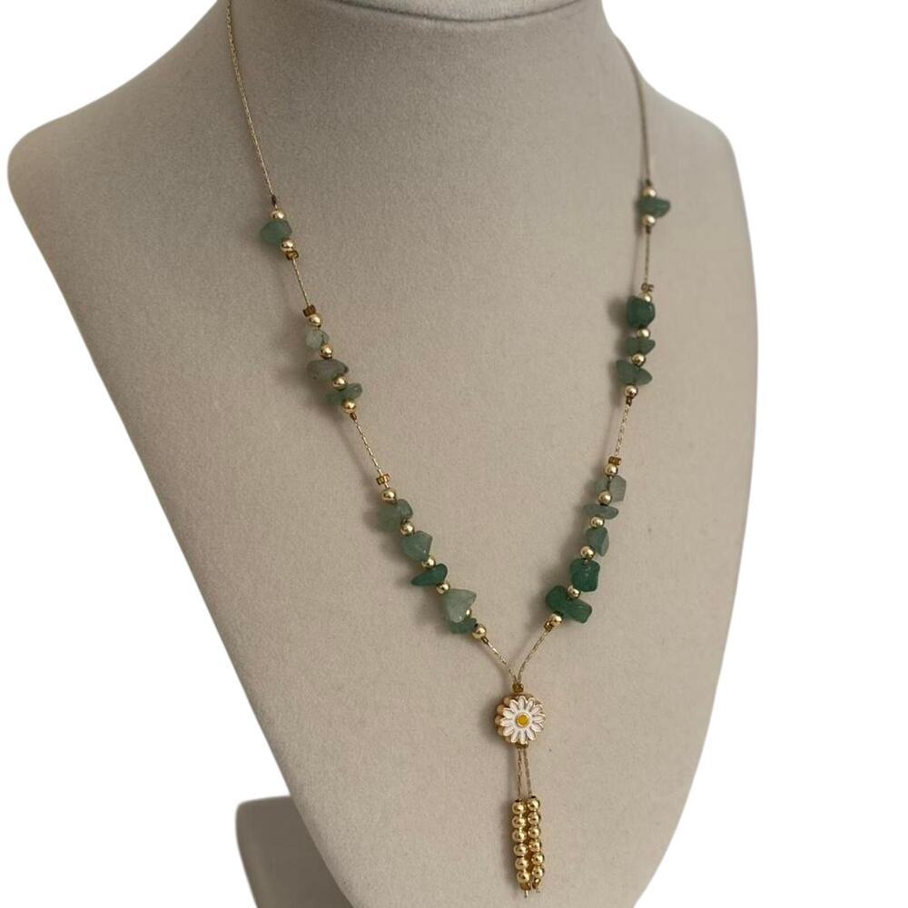 Green Stone Daisy Necklace Gold Beaded Floral Pendant Boho Jewelry - Picture 3 of 5